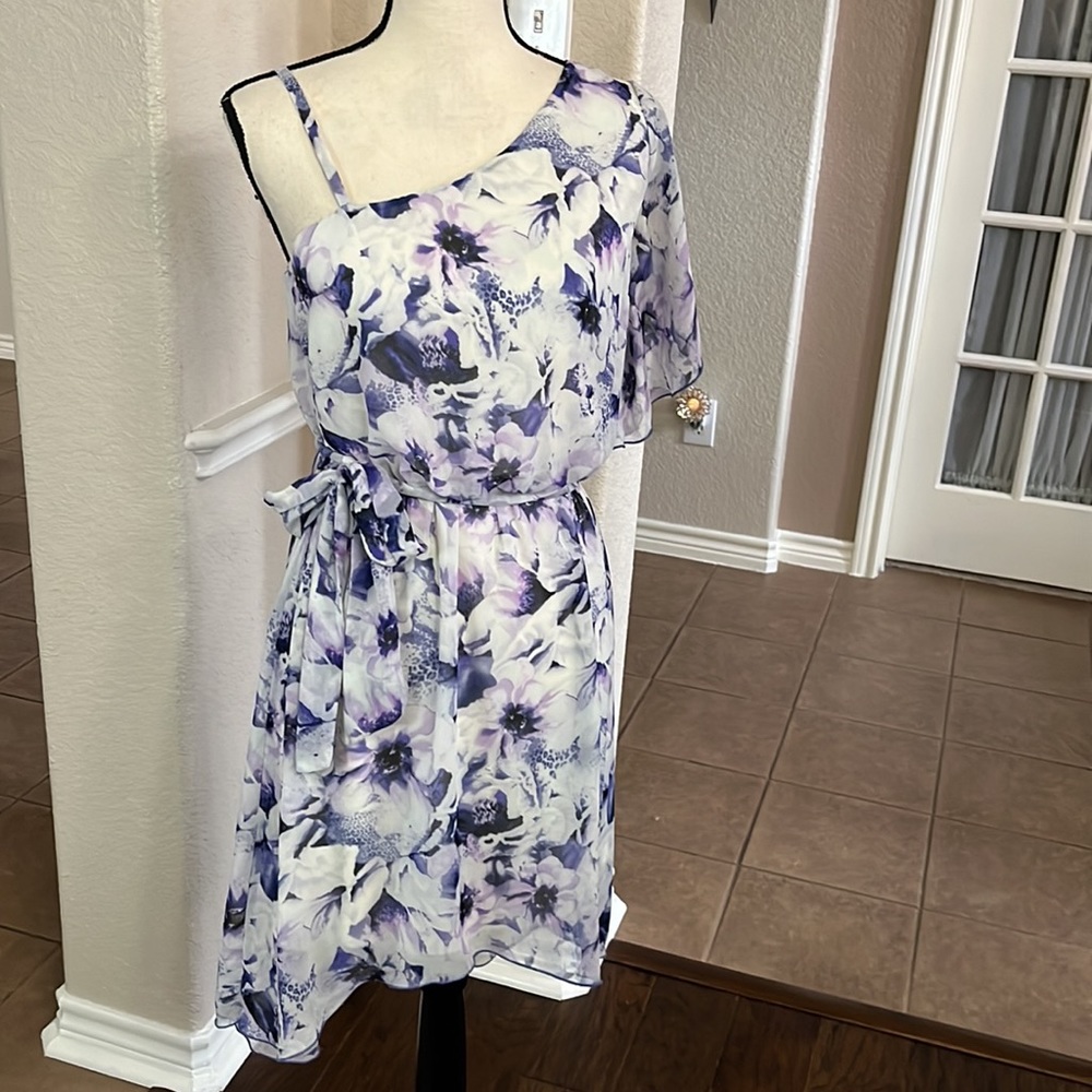 Charlotte Russe purple floral abstract one shoulder Hi-Lo mini dress Size M